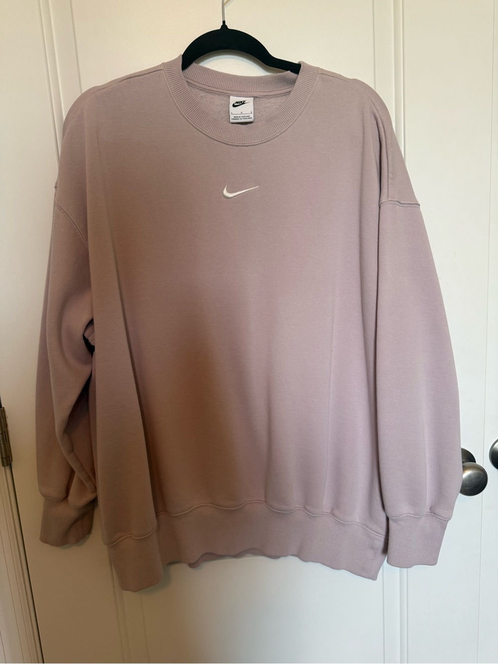 Nike Crewneck Sweatshirt in Light Lavender with White Swoosh